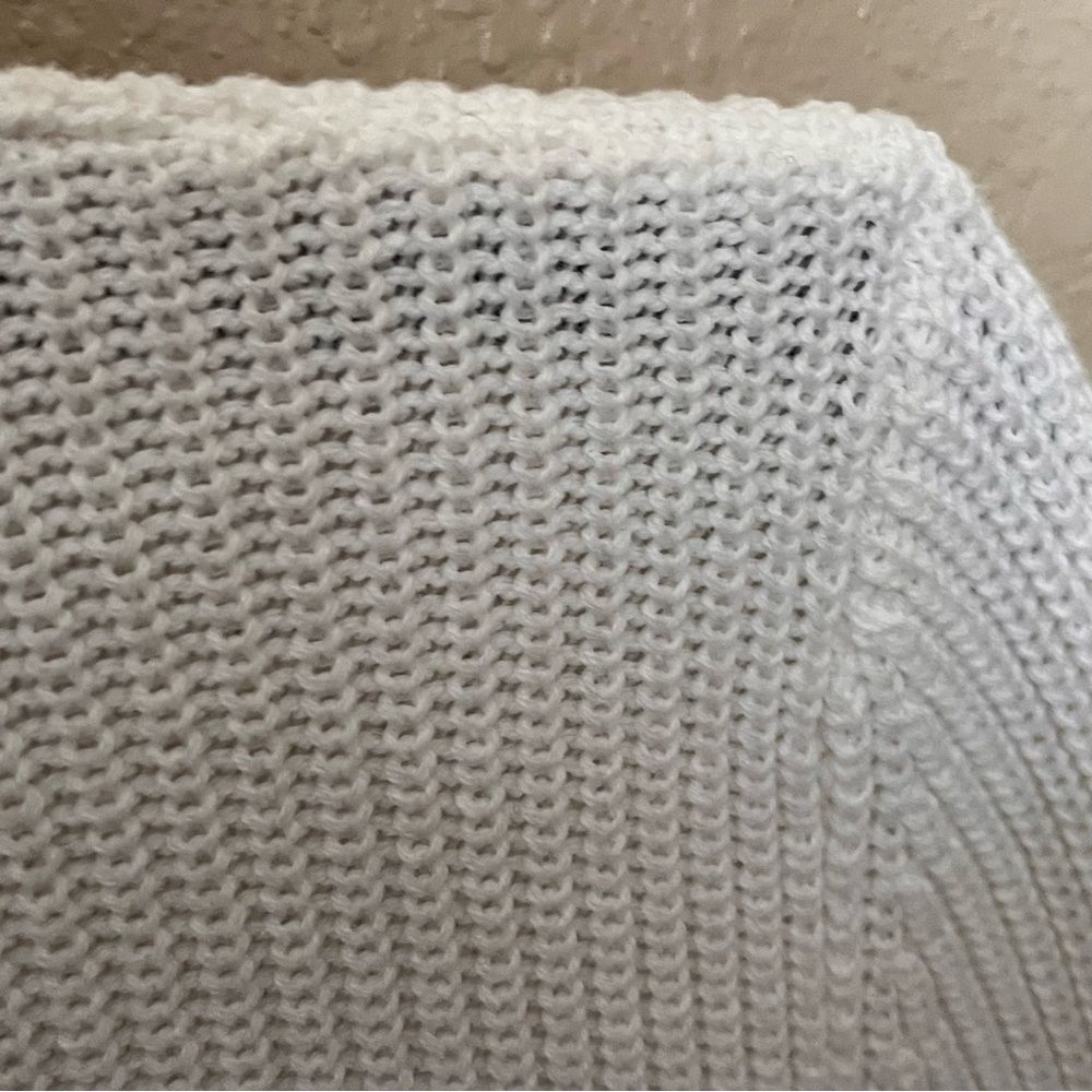 Zenergy by Chico's White Ribbed Pullover Sweater with Black Collar Size 1/MEDIUM - Picture 6 of 9